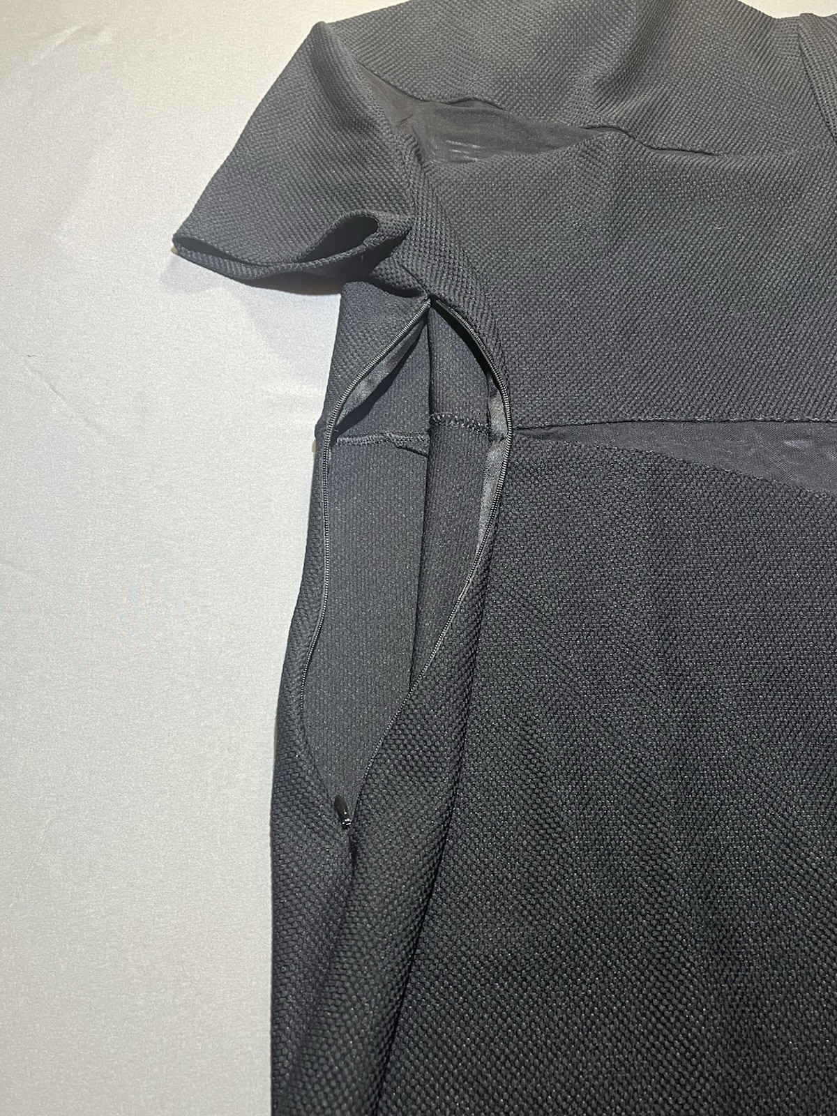 Express Black Sheath Dress Sheer Mesh Short Sleeve Stretch Knit Zip Size 0