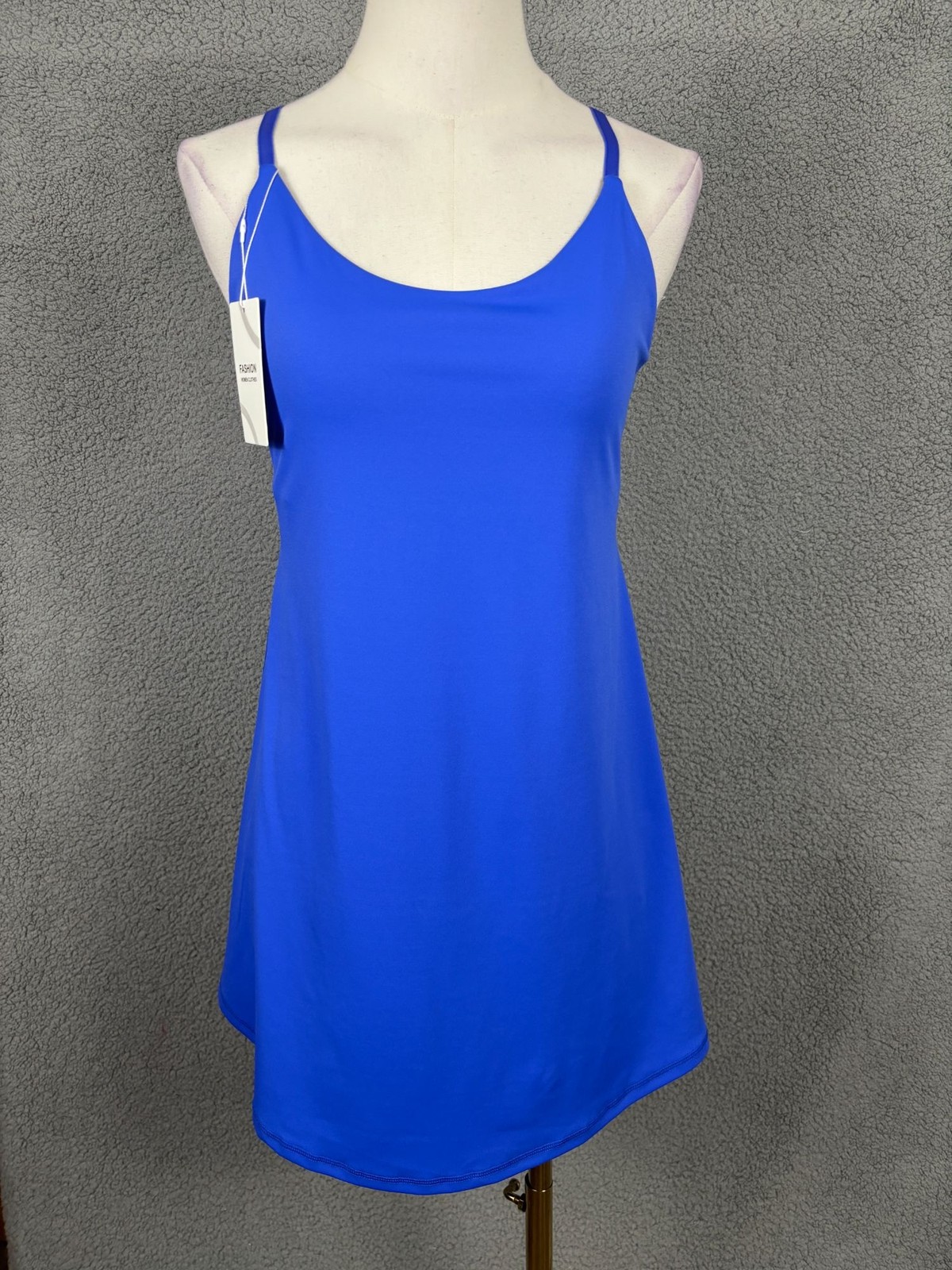 Jafinsy Women’s Workout Tennis Dress Built-in Bra Shorts, Blue Size Med NWT’s.