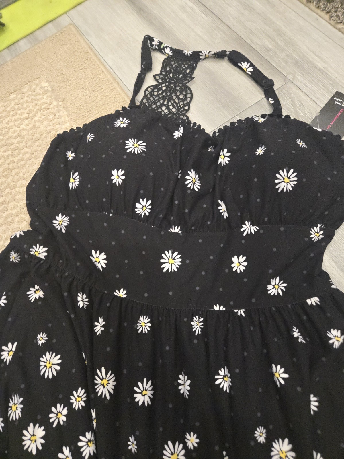 No Boundaries Black & White Daisy Floral Lace Back Strappy Midi Sundress XL