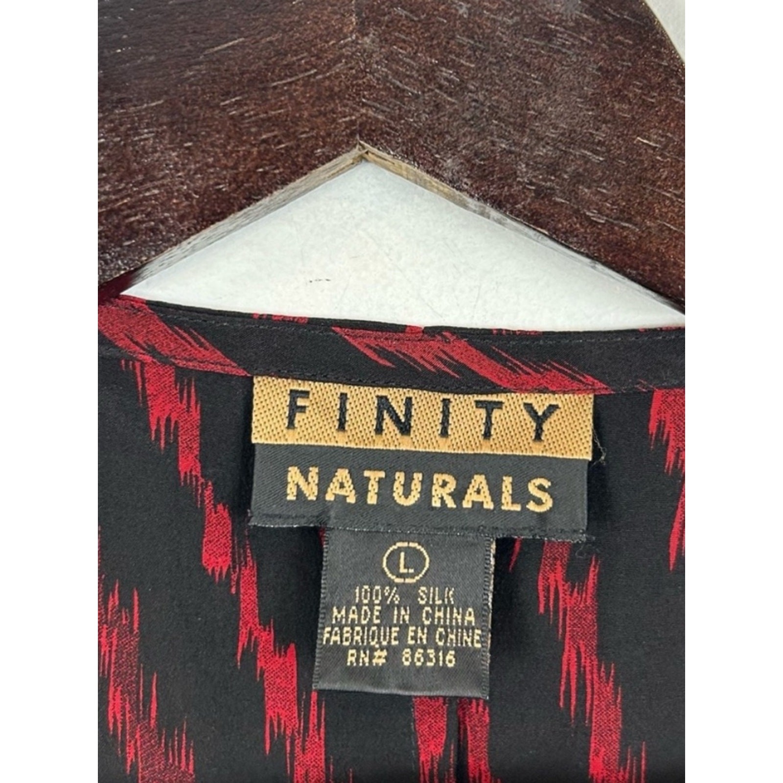 Finity Naturals Sleeveless Maxi Dress Women’s Size Large Black and Red Chevron