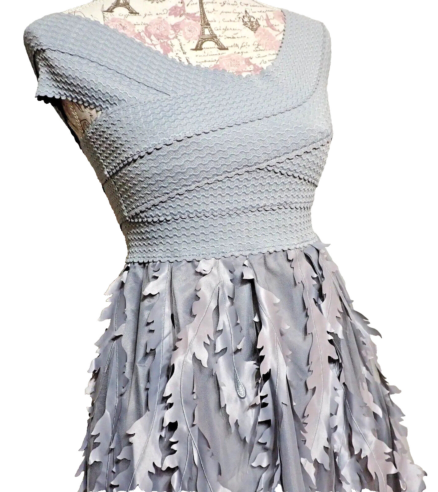Fuqi Dress Sleeveless Fit Flare Gray Silver Elegant Flowing Leaf Leaves Sz Small