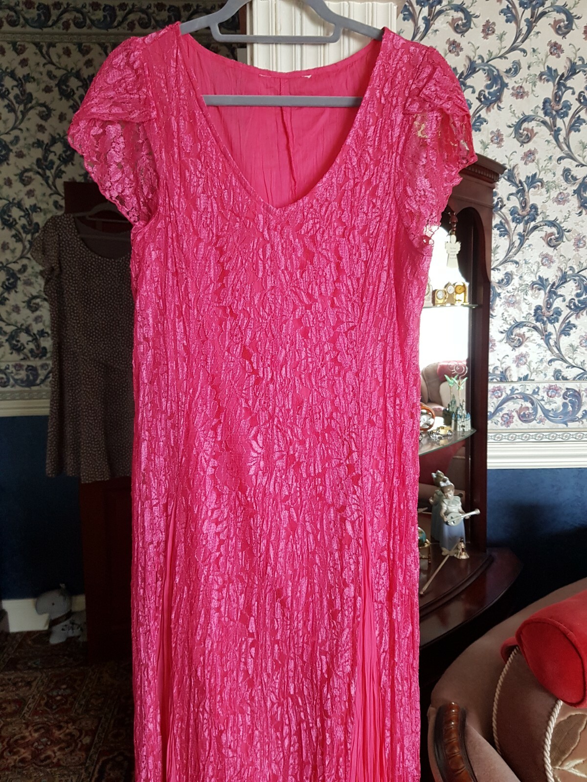 Ladies lace/chiffon dress 16 pull over the head.worn once.