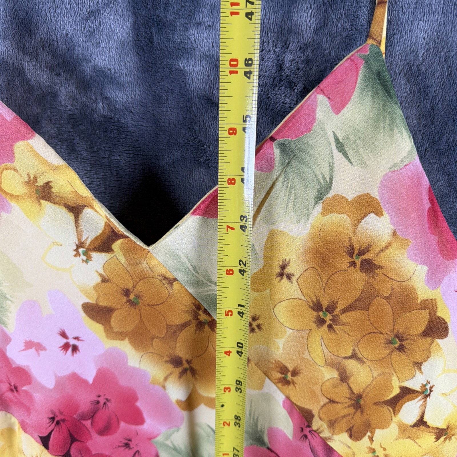 A Wild Thyme dress M Fully Lined a showstopper for any sun-drenched occasion!