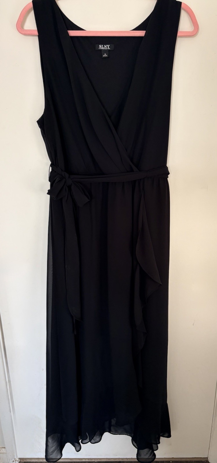 SLNY Women’s Black Formal Sheer Lined Wrap Ruffle Dress Plus size 18, Formal
