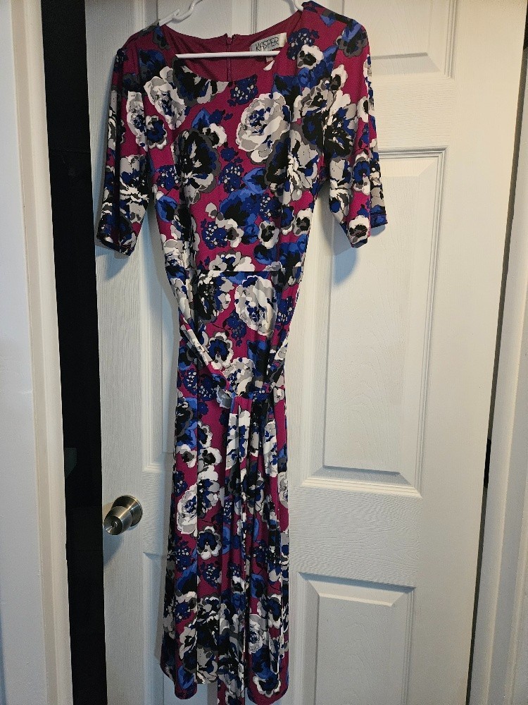 Kasper Pink Dress with Blue and Black Flowers