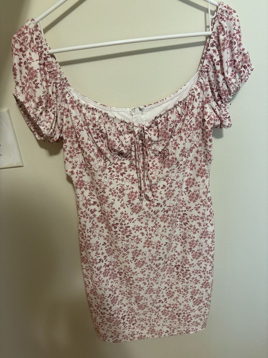 Windsor White and Pink Floral Puff Sleeve Bodycon Mini Dress