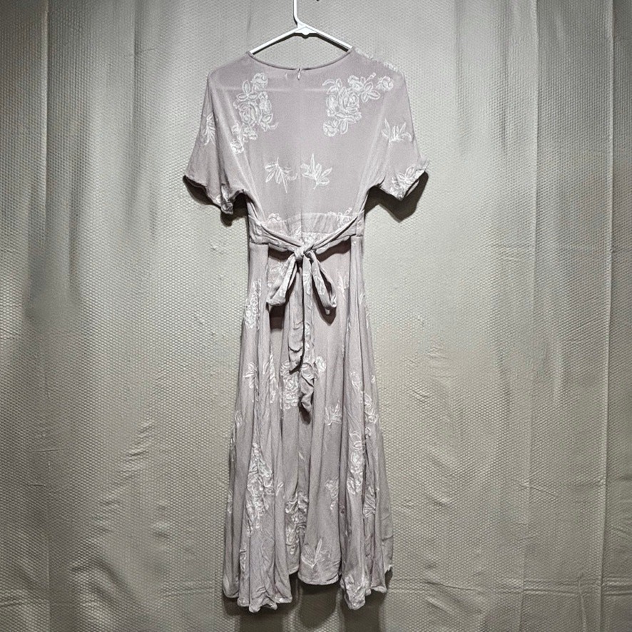 Mod Ref Taupe Embroidered Floral Dress Size S Button Front Boho Wedding Guest
