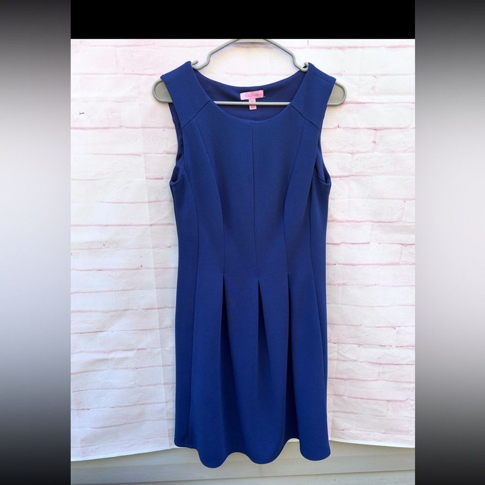 Lilly Pulitzer size M blue waffle knit princess seam sleeveless classic dress