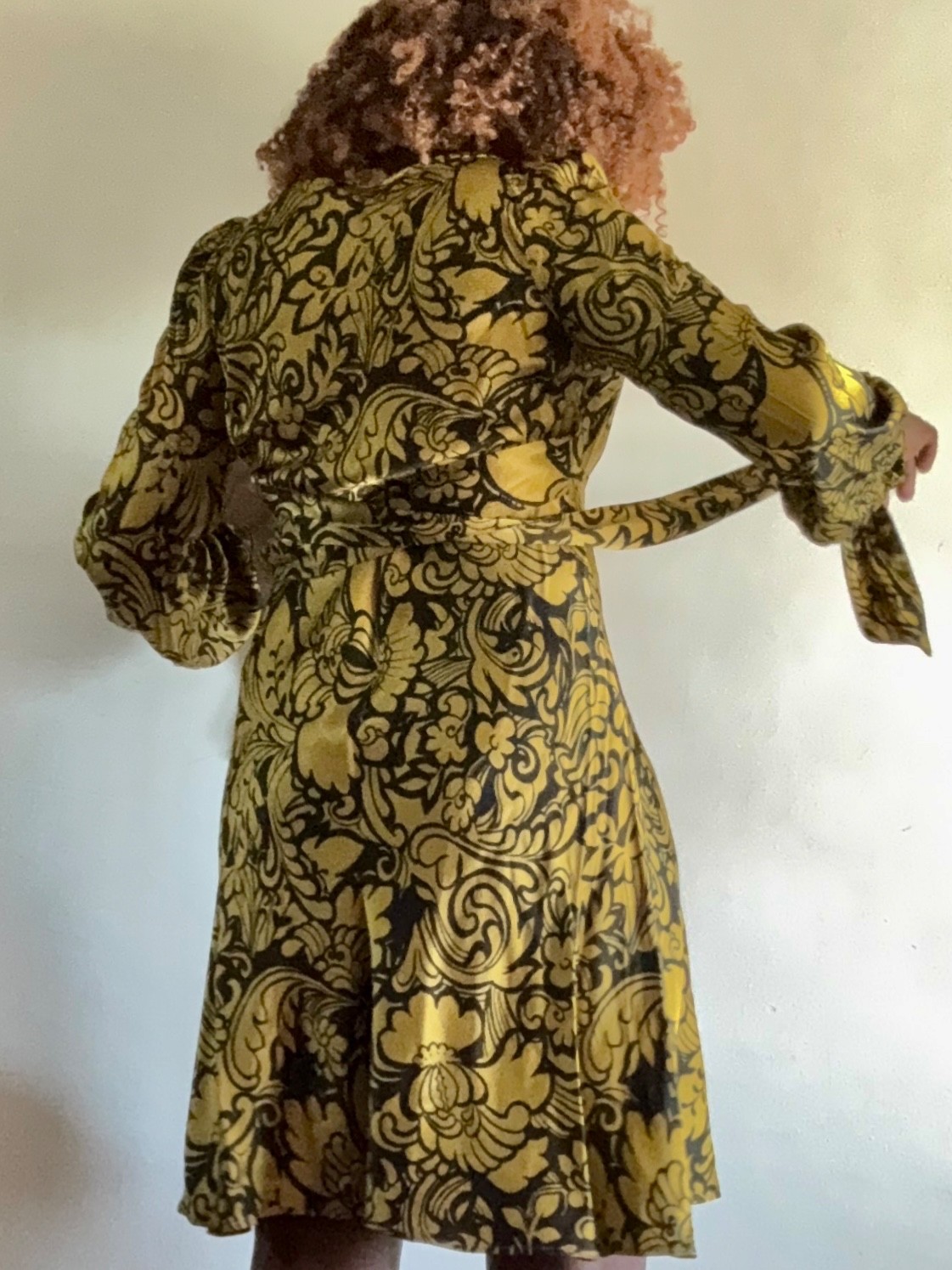 GHOST LONDON YELLOW & BLACK FLORAL PRINT LONG SLEEVES MIDI DRESS SIZE: LARGE
