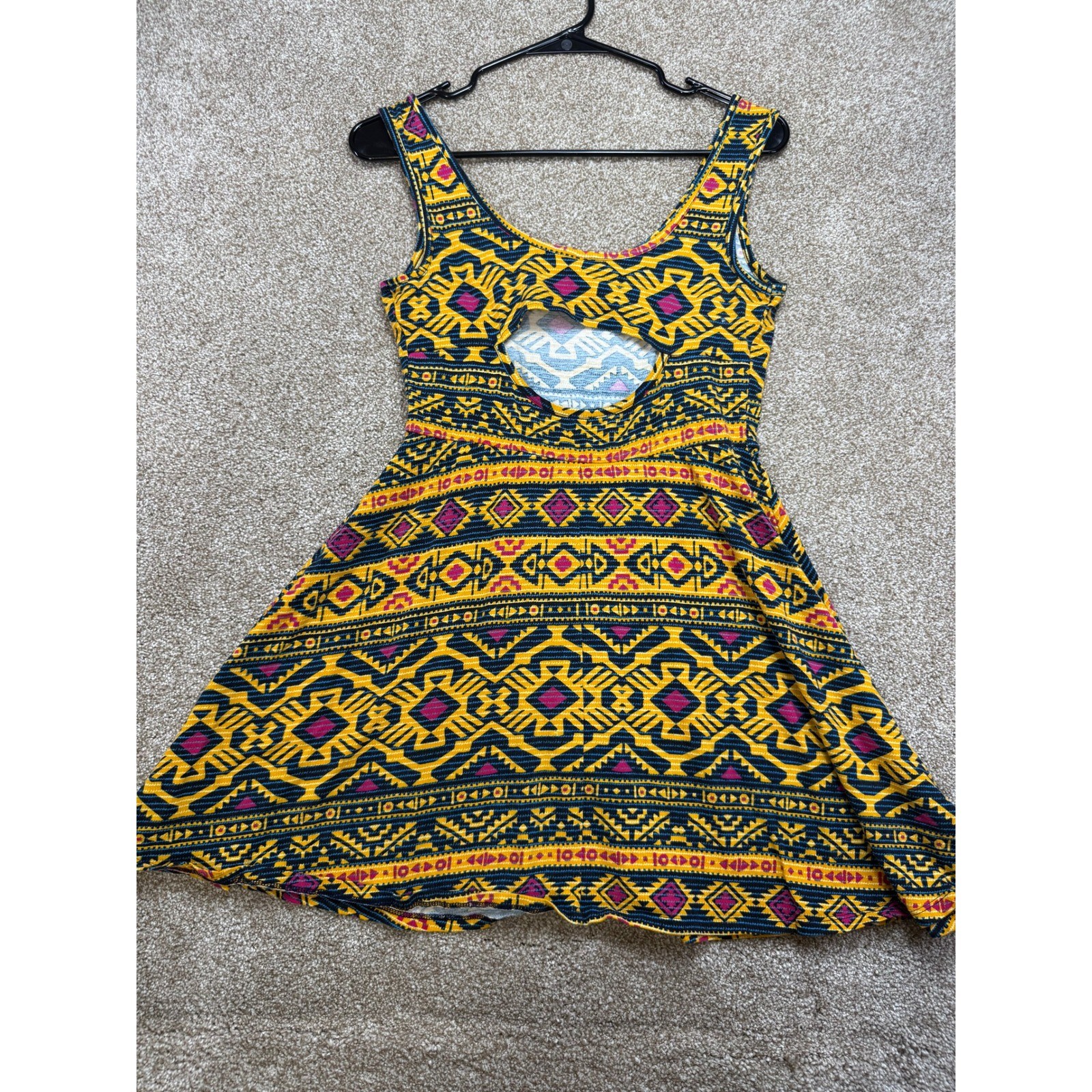 Xhilaration Yellow Geometric Tribal Print Skater Tank Top Cutout Back Medium M