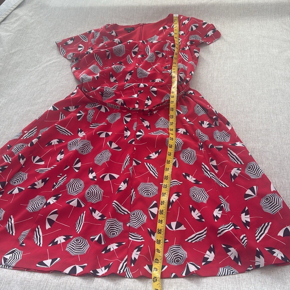 Talbots Dress Womens size 14 Umbrella Graphic Print Belted retro fit & flare