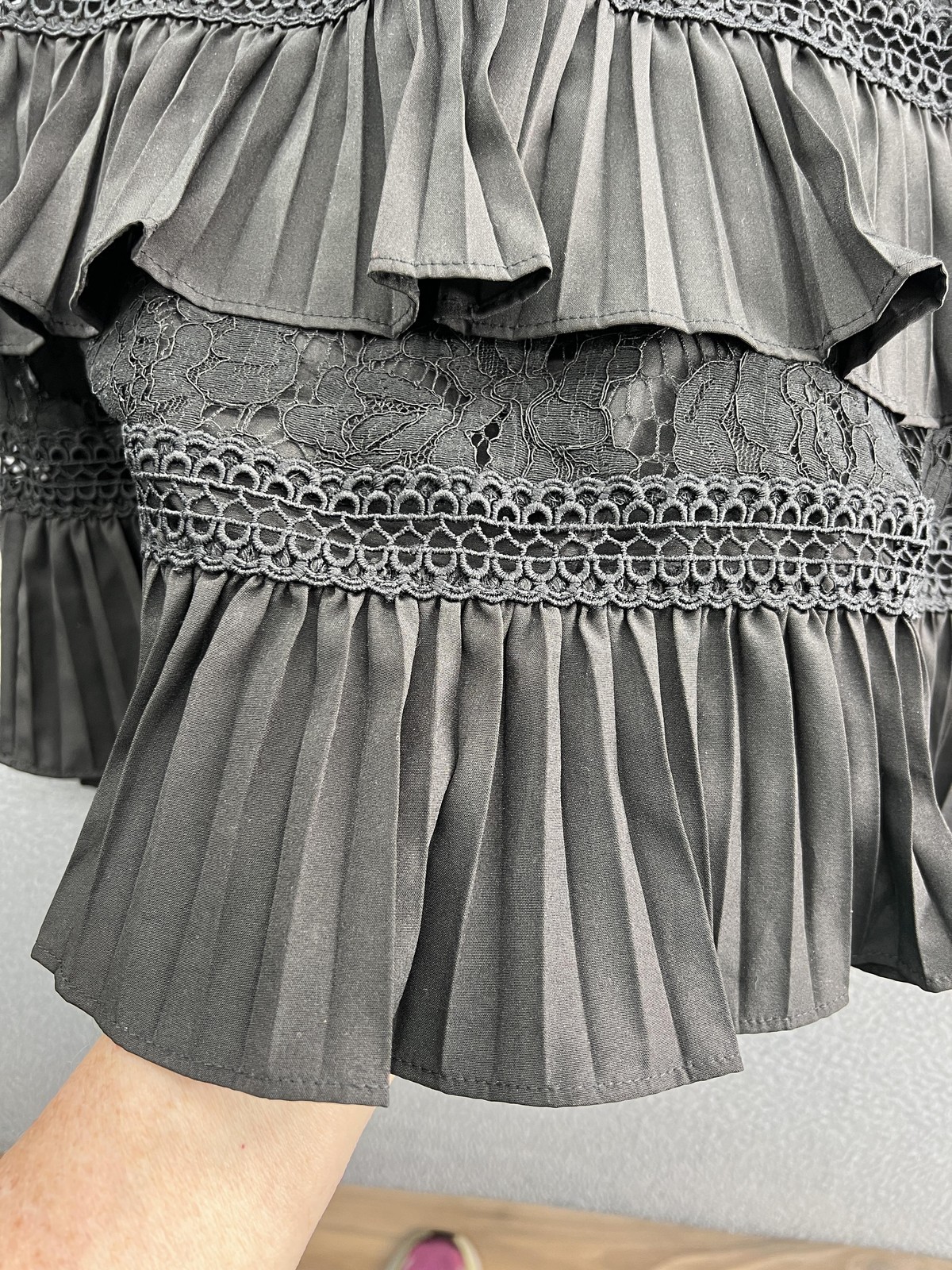 DO+BE Dress Womens Small Black Lace Tiered Ruffle Pleated Mini Adjustable Straps