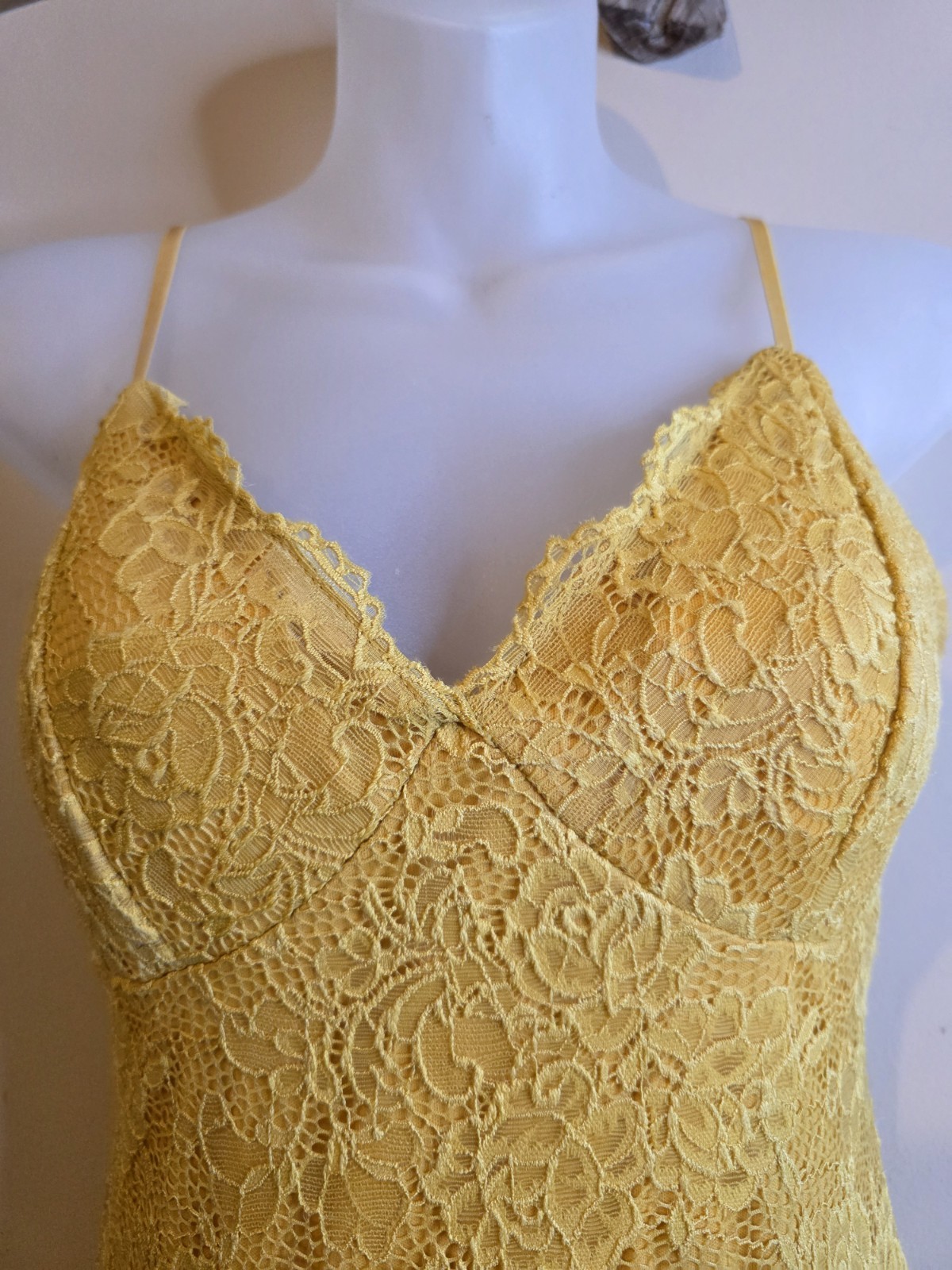 Windsor, Yellow Spaghetti Straps Maxi Dress Above to At Knee NWT Size Small