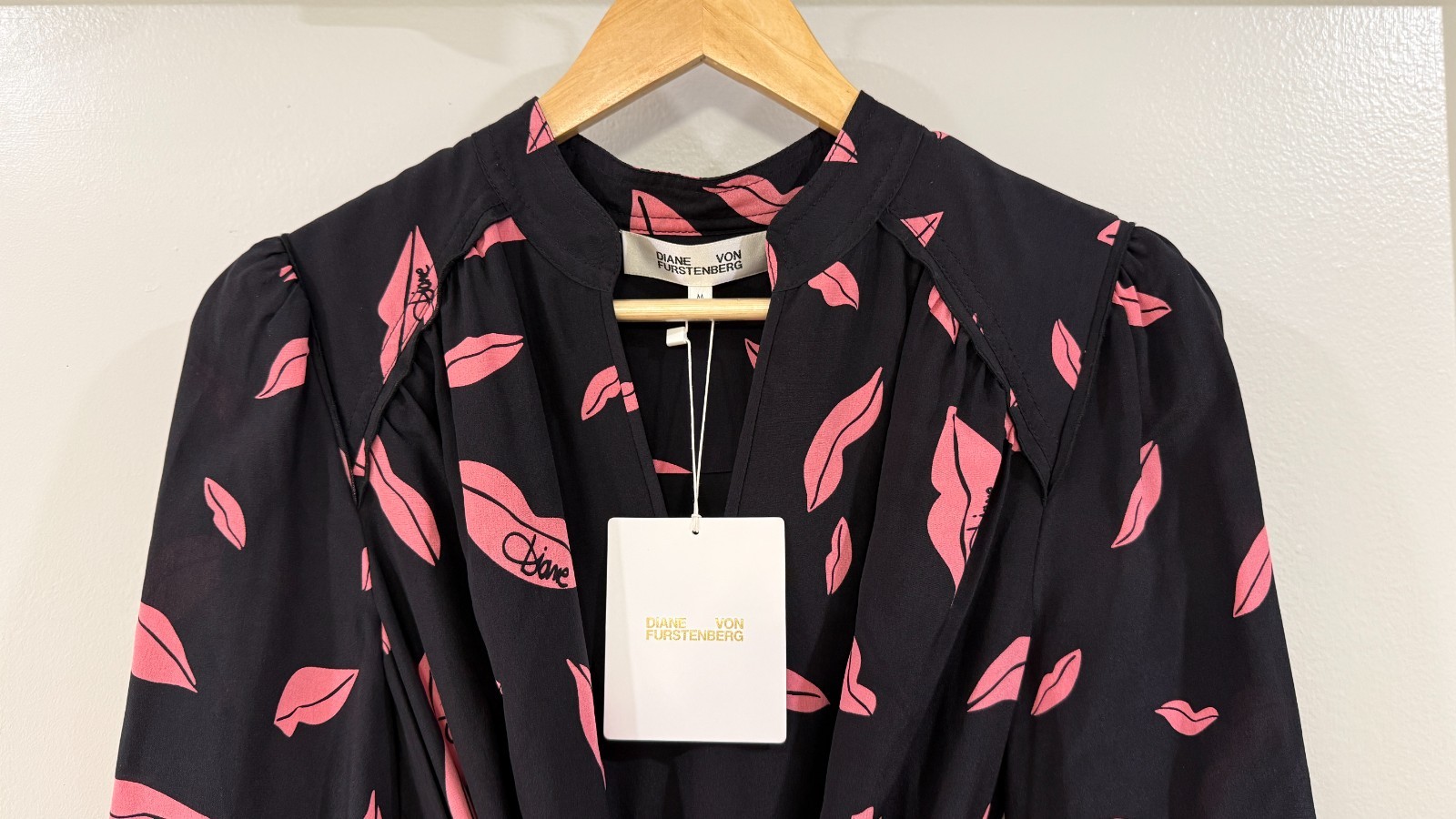 NWT Diane von Furstenberg Glenda Silk Lips Dress Size Medium