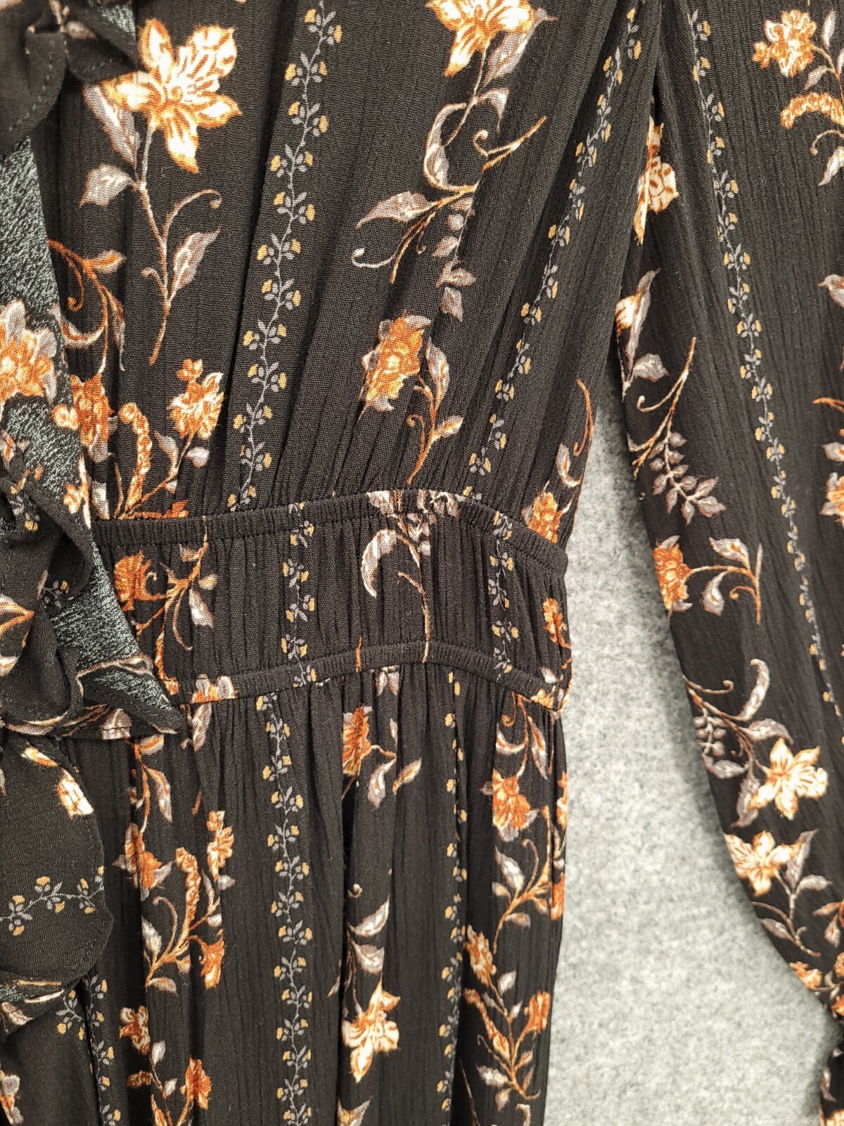 Doe & Rae Midi Dress Womens Small Hi Low Fit & Flare Elastic Waist Black Floral