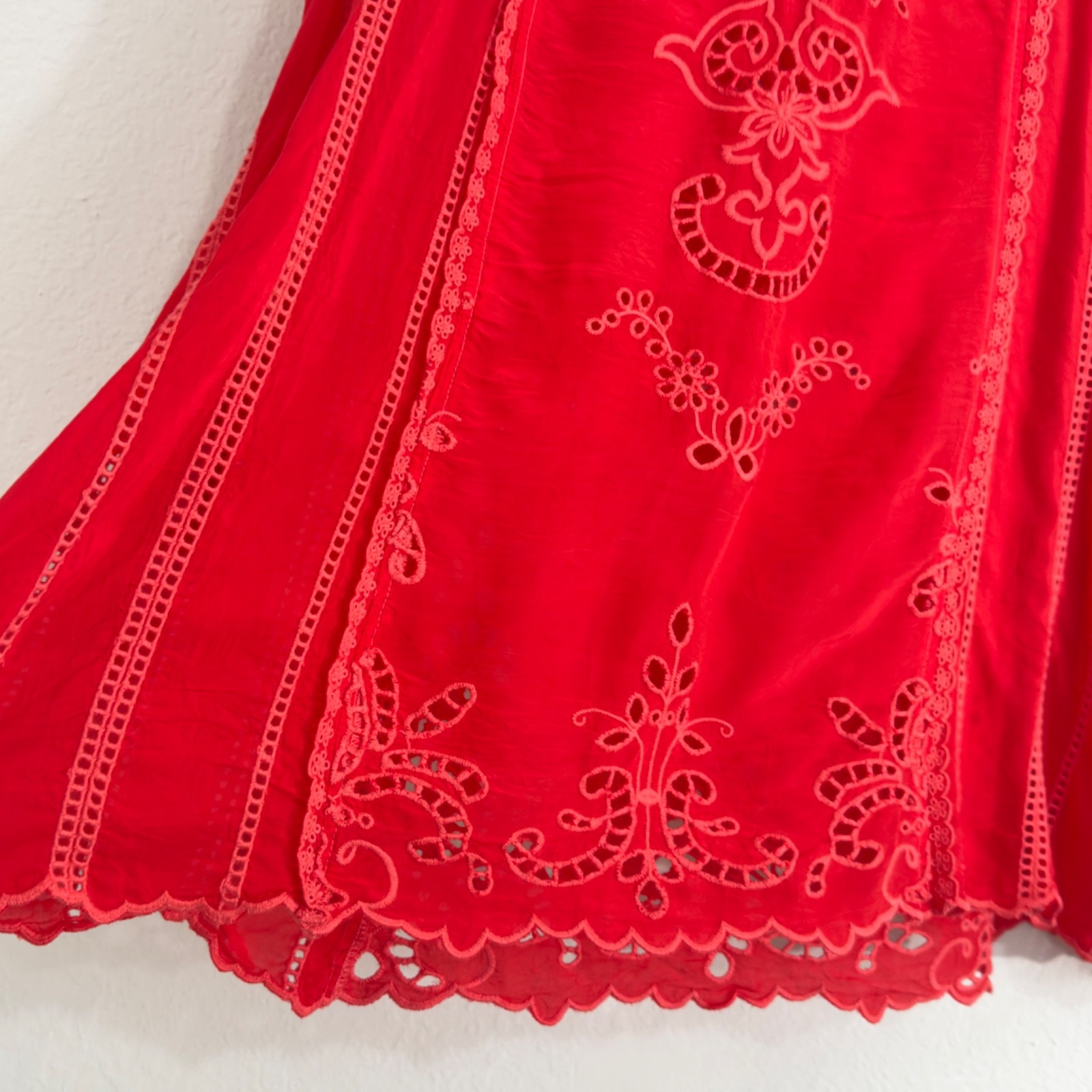 Johnny Was Rhodes Sleeveless Shift Dress Scarlet Red Embroidered Eyelet Accent M