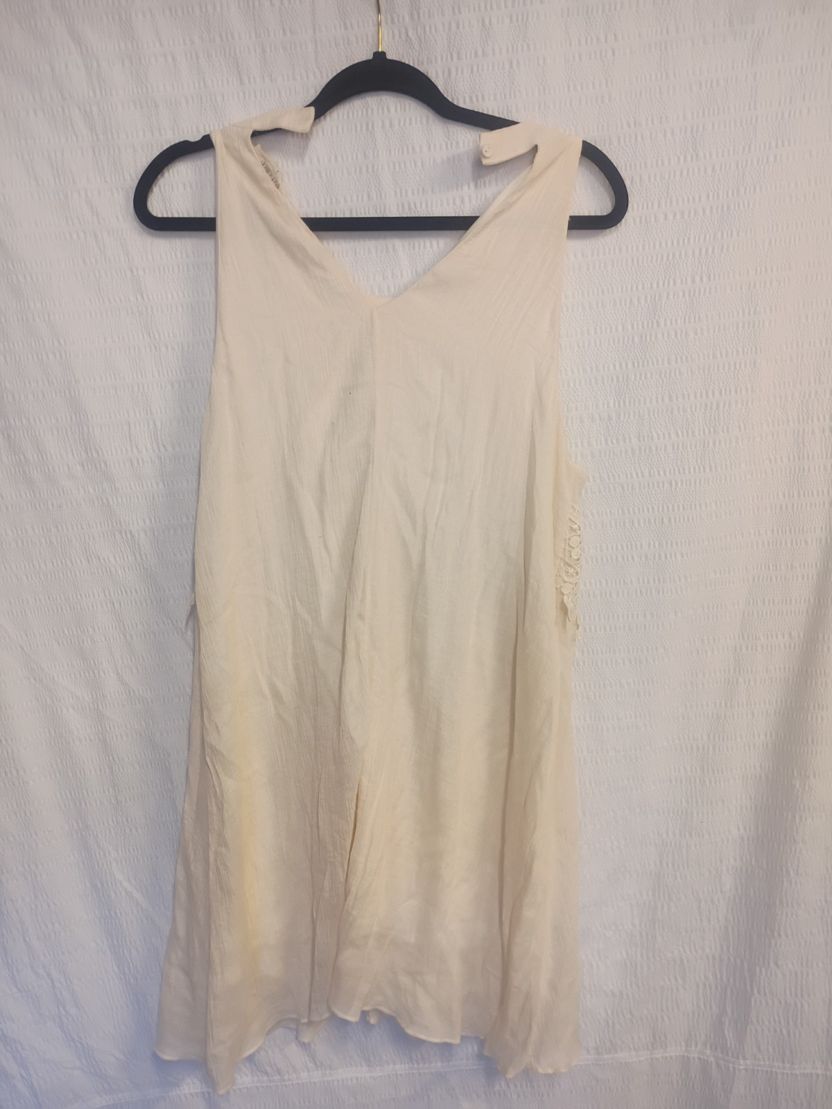 Rebellion Ivory Shift Dress S V-Neck Sleeveless Lace Embroidered Button