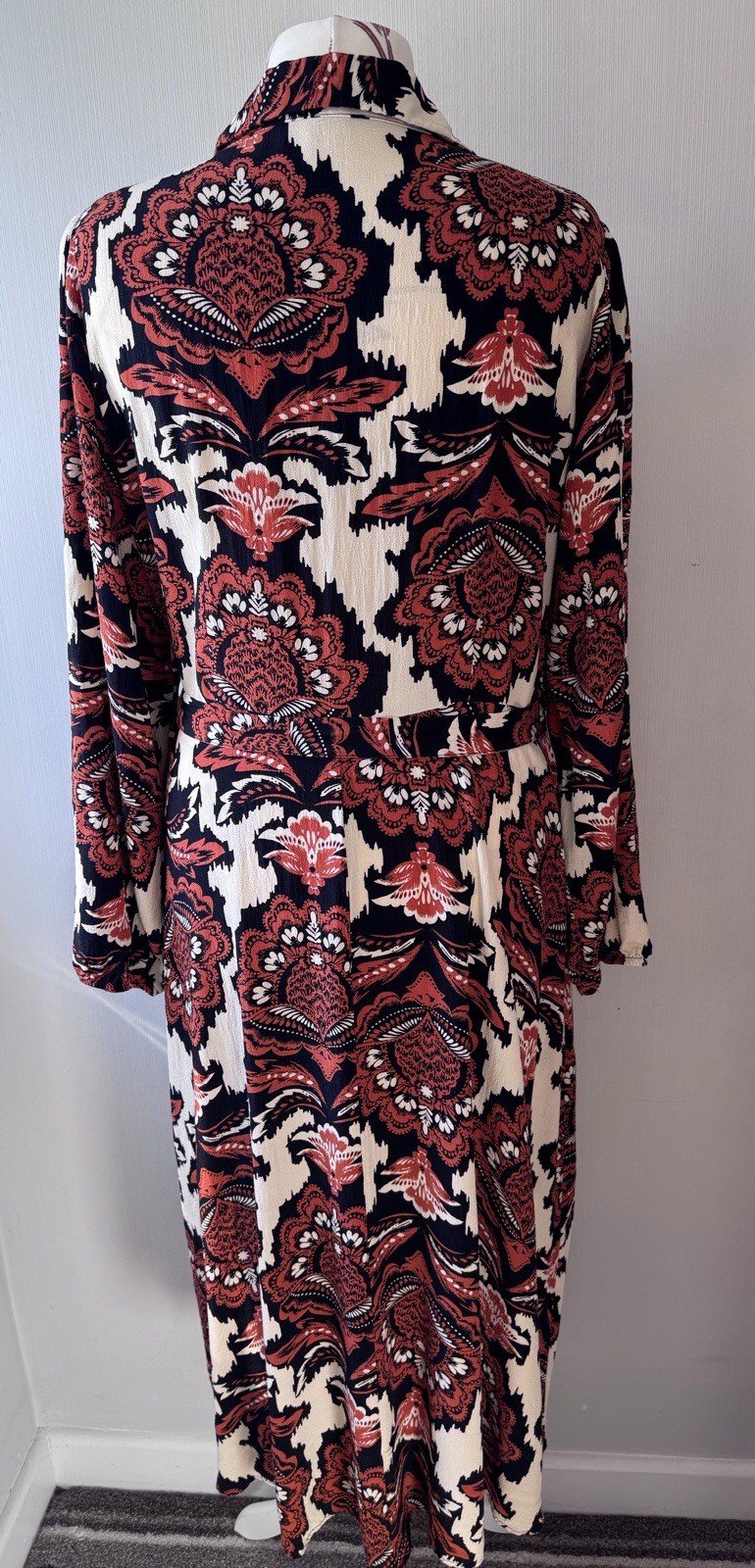 Full Length Patterned Long Sleeve Collared Shirt Dress From F&F Size 20