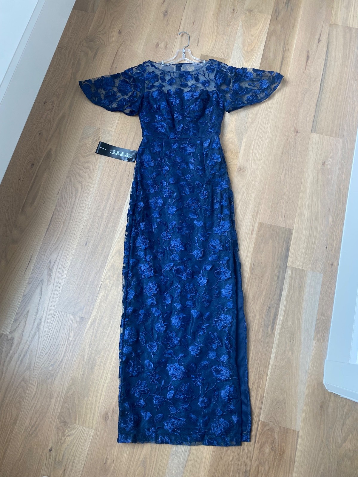 NEW! JS Collections Brooke Floral Embroidered Column Gown Navy [SIZE 0] #J1988