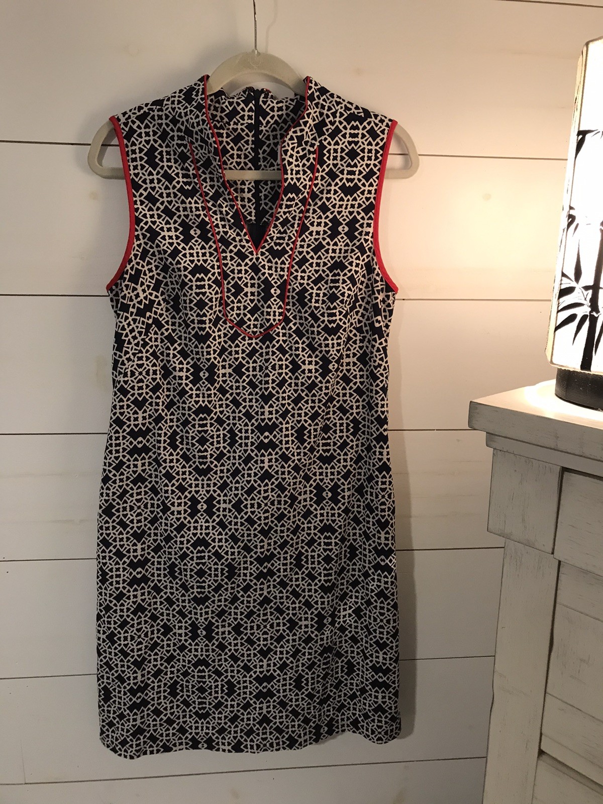 J Howard Women’s Dress Sleeveless Surplice Neck Size 12