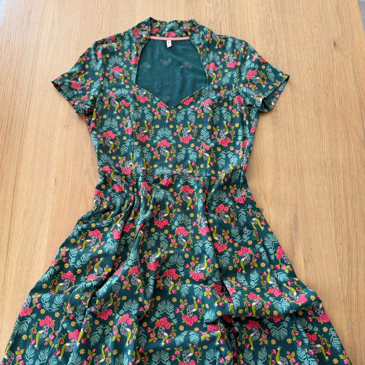 1950’s Style Green Midi Dress Size M Organic Cotton Sweetheart Neckline A Line