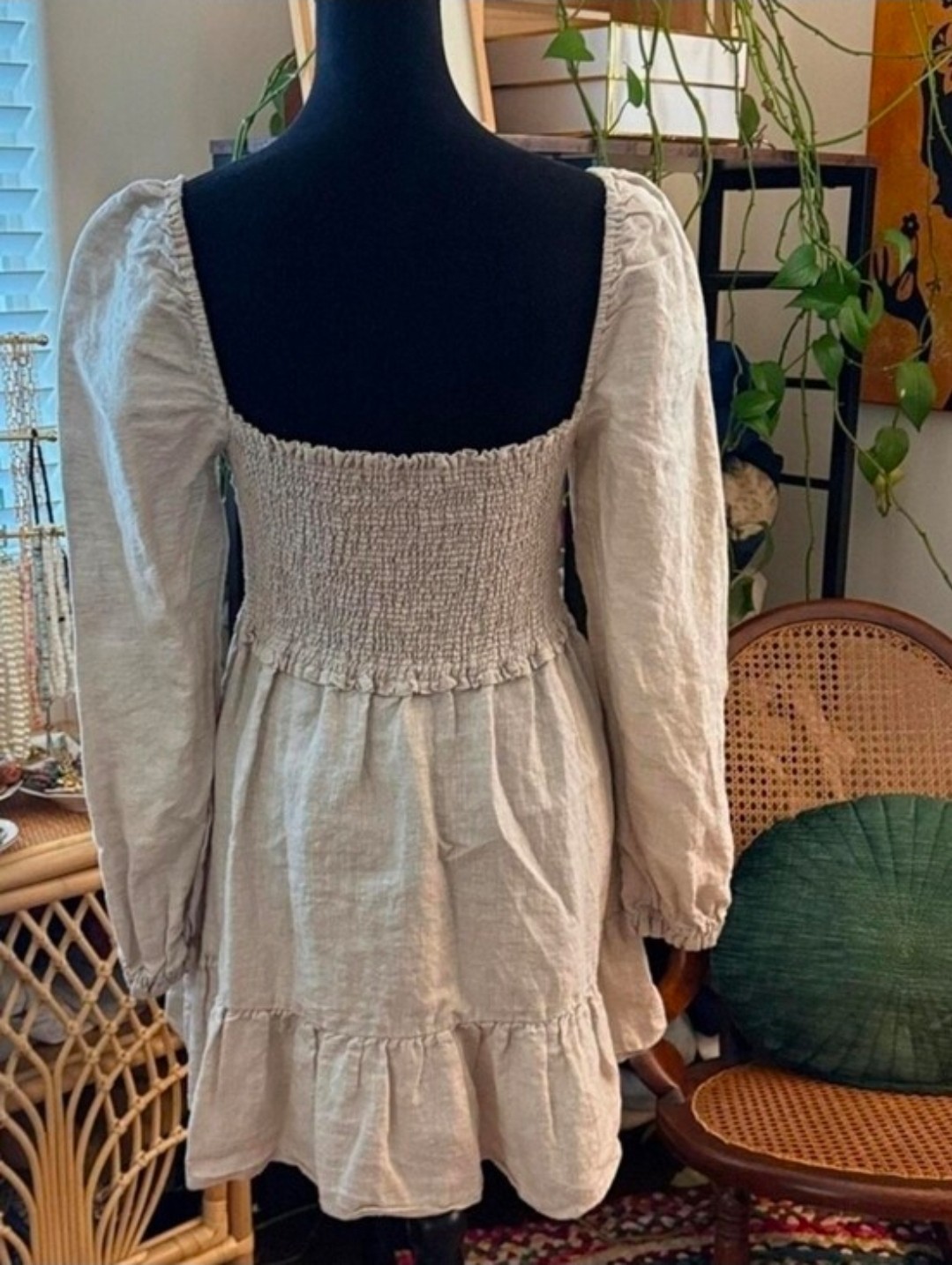 Aritzia Wilfred Women’s Tempest Linen Mini Dress Oatmeal Smocked Tiered – Small