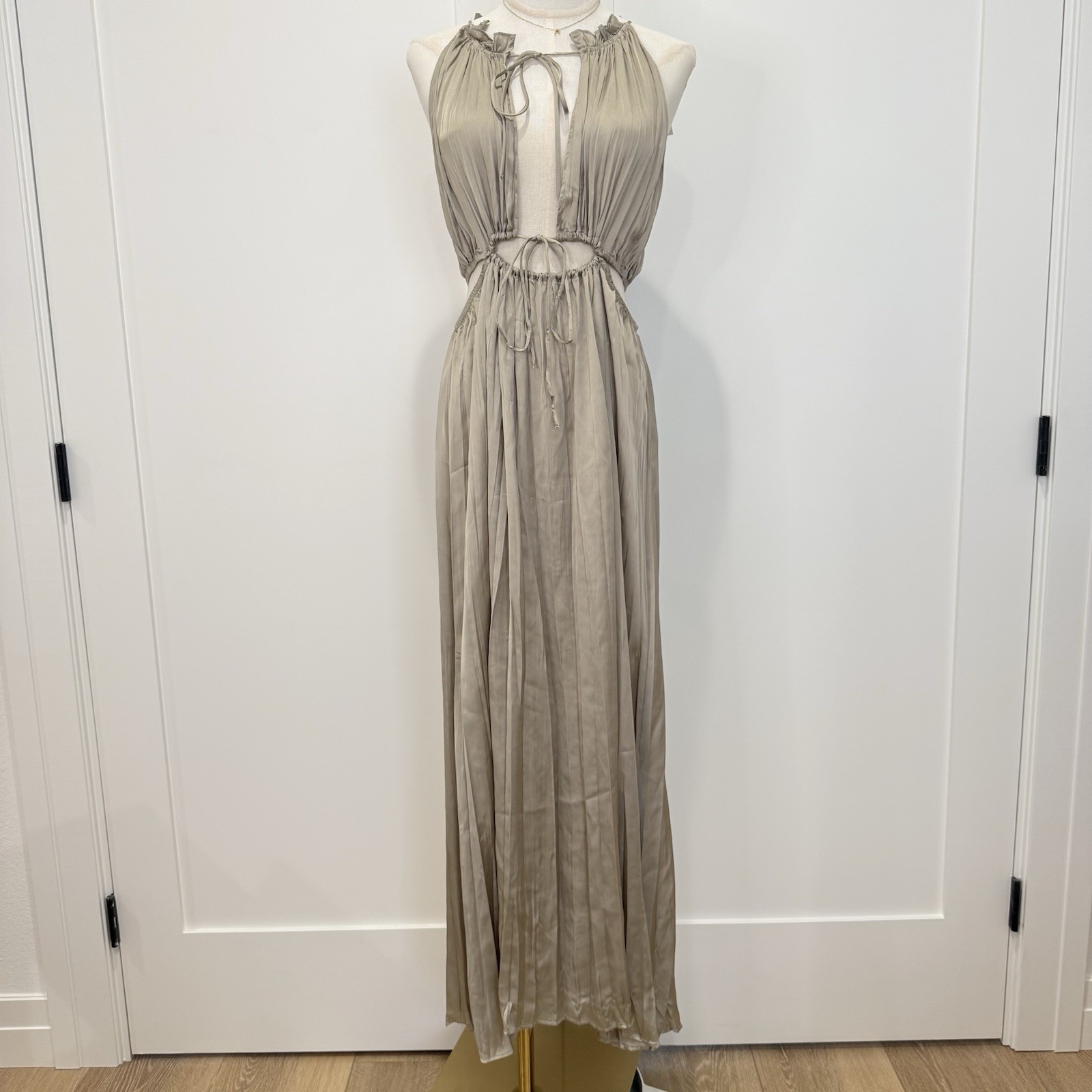 Zara Wrinkle Look Satin Effect Cut Out Maxi Dress Medium Wedding Cocktail Chic