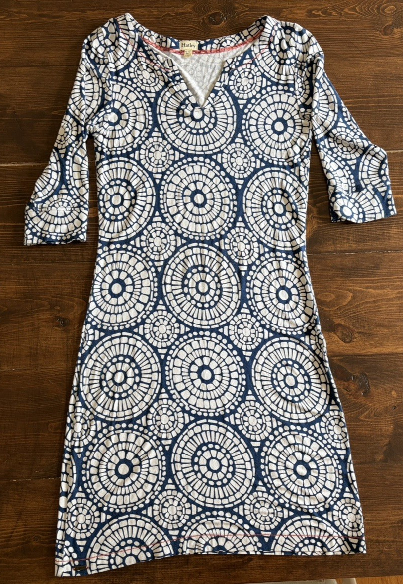 Hatley Medallion Print Shift Dress Sz XS, Blue, Cotton, 3/4 Sleeves, Split Neck
