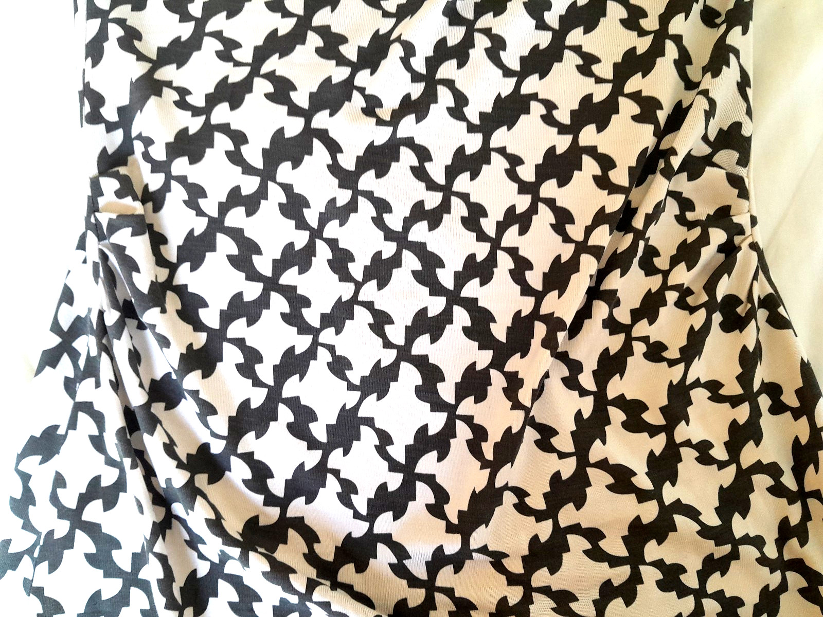 STUNNING VINTAGE DIANE VON FURSTENBERG BROWN & CREAM PRINT SILK CINCHED DRESS