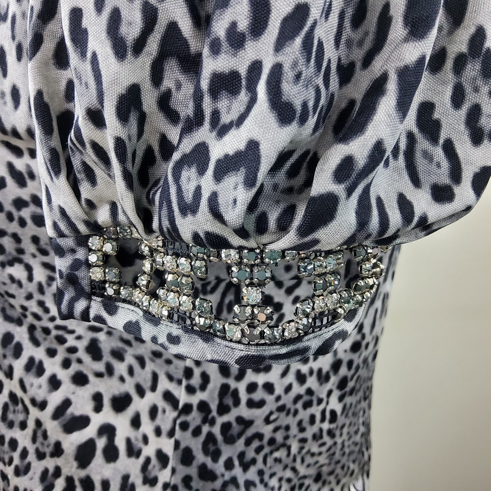 Roberto Cavalli Class Jaguar Print 100% Silk Rhinestone Sleeve Dress Size 40/6US