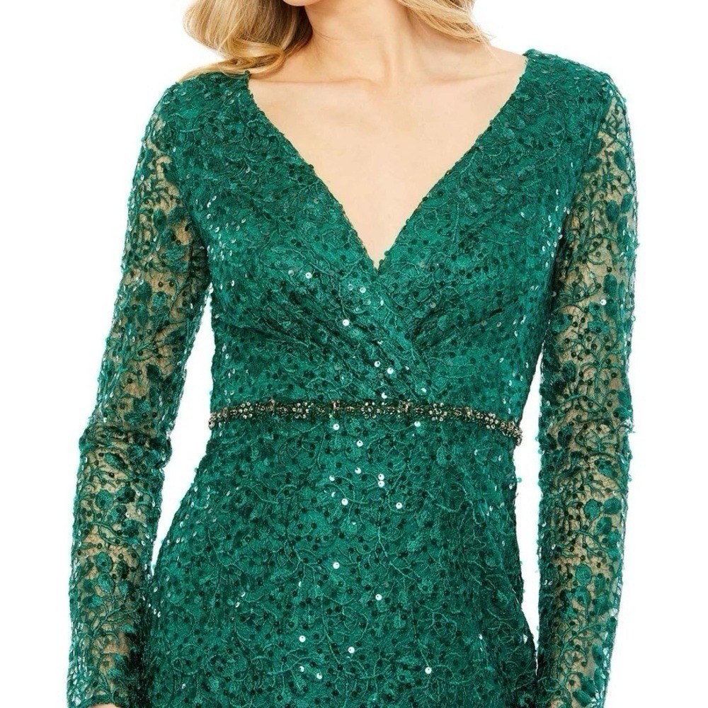 NWT Mac Duggal 68016 Emerald Green Beaded Illusion Sleeve Gown Dress Size 18