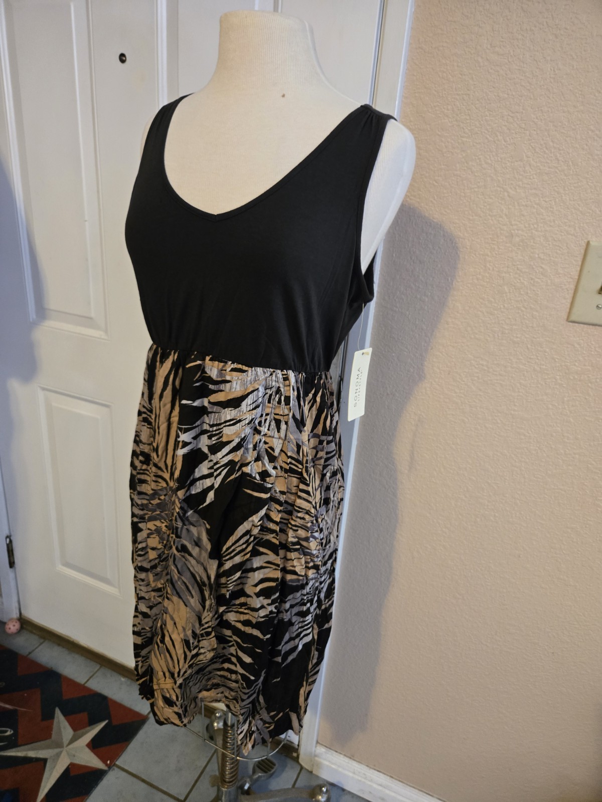 Sonoma Life + Style Women’s A-Line Print Dress Size M Knee V-Neck Sleeveless
