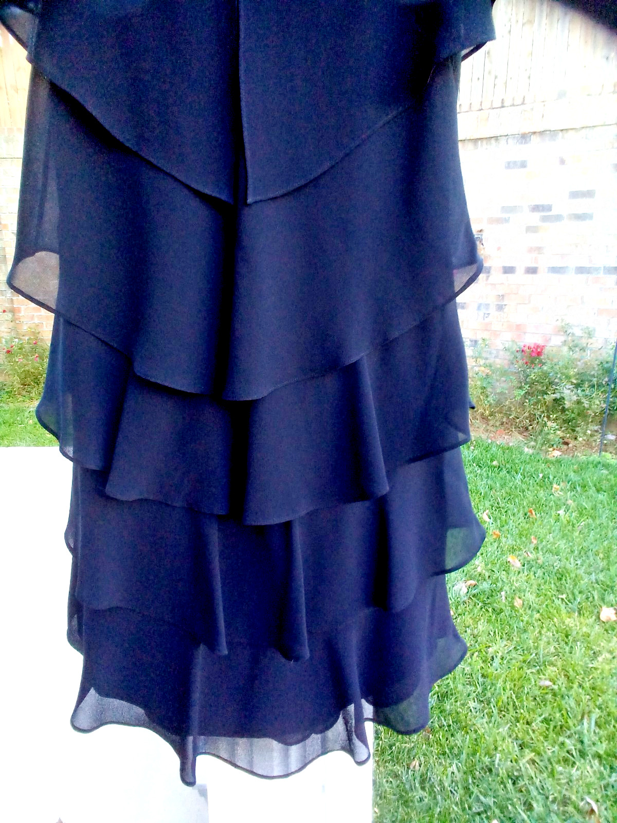 KS Petite Collection Layered Ruffeled Cocktail Dress Size 4 Black Sophisticad