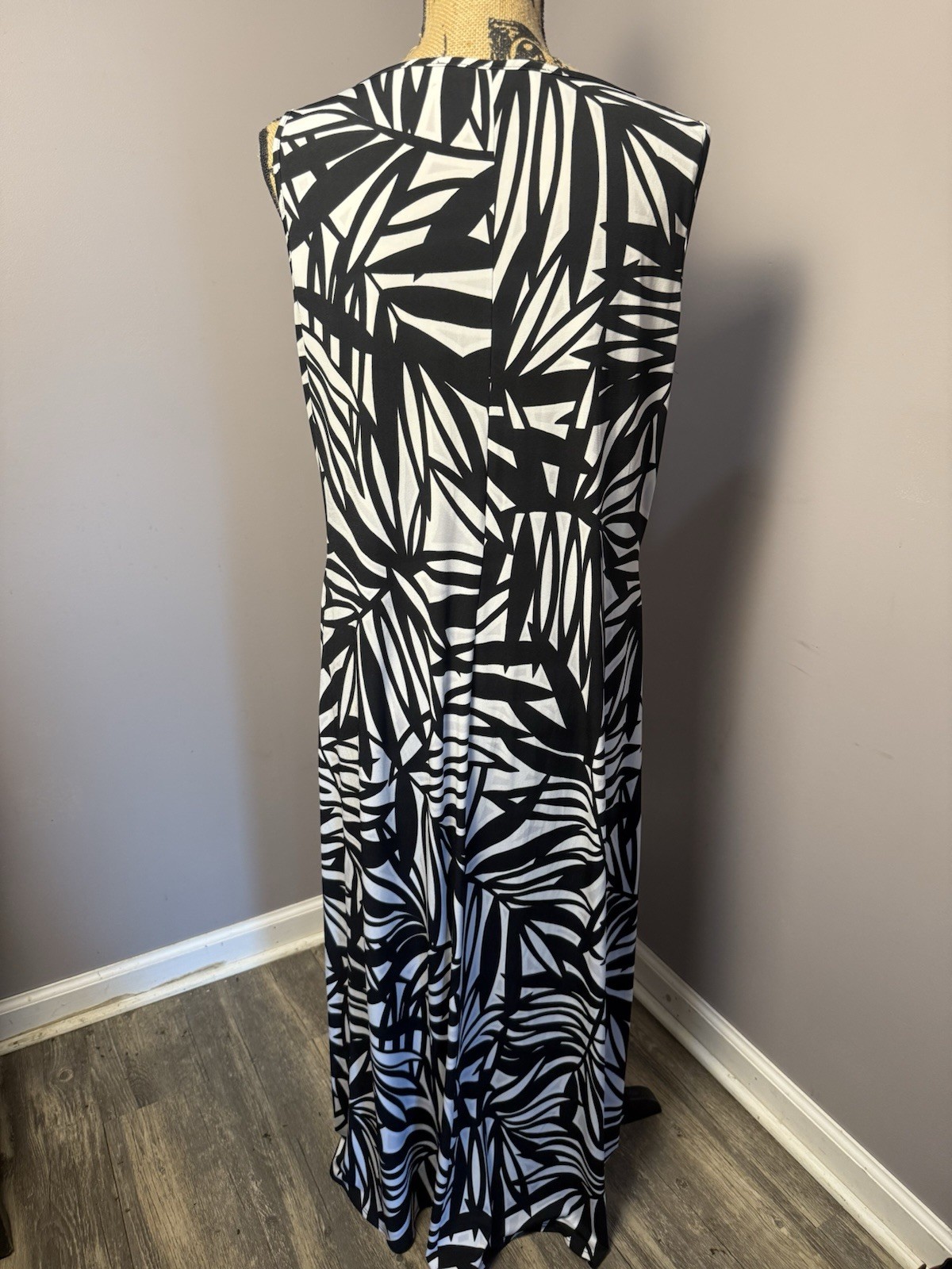 Adrienne Vittadini Black/White Abstract Maxi Dress Scoop Neck Strappy XL