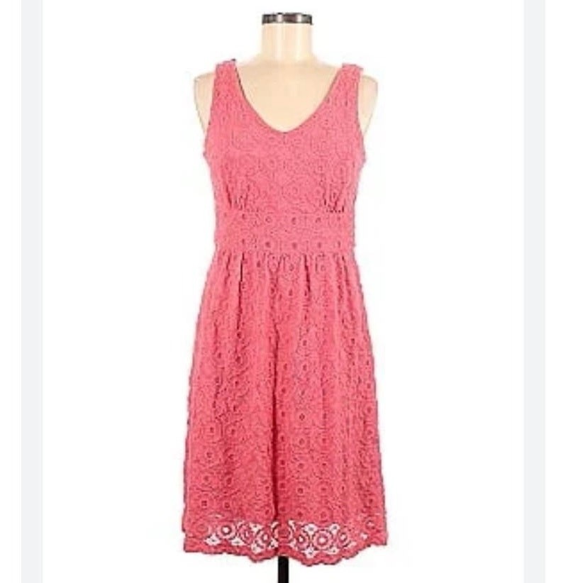 Banana Republic Mad Men Women’s Sleeveless Eyelet, Pink Dress, Size 4, $38, B66