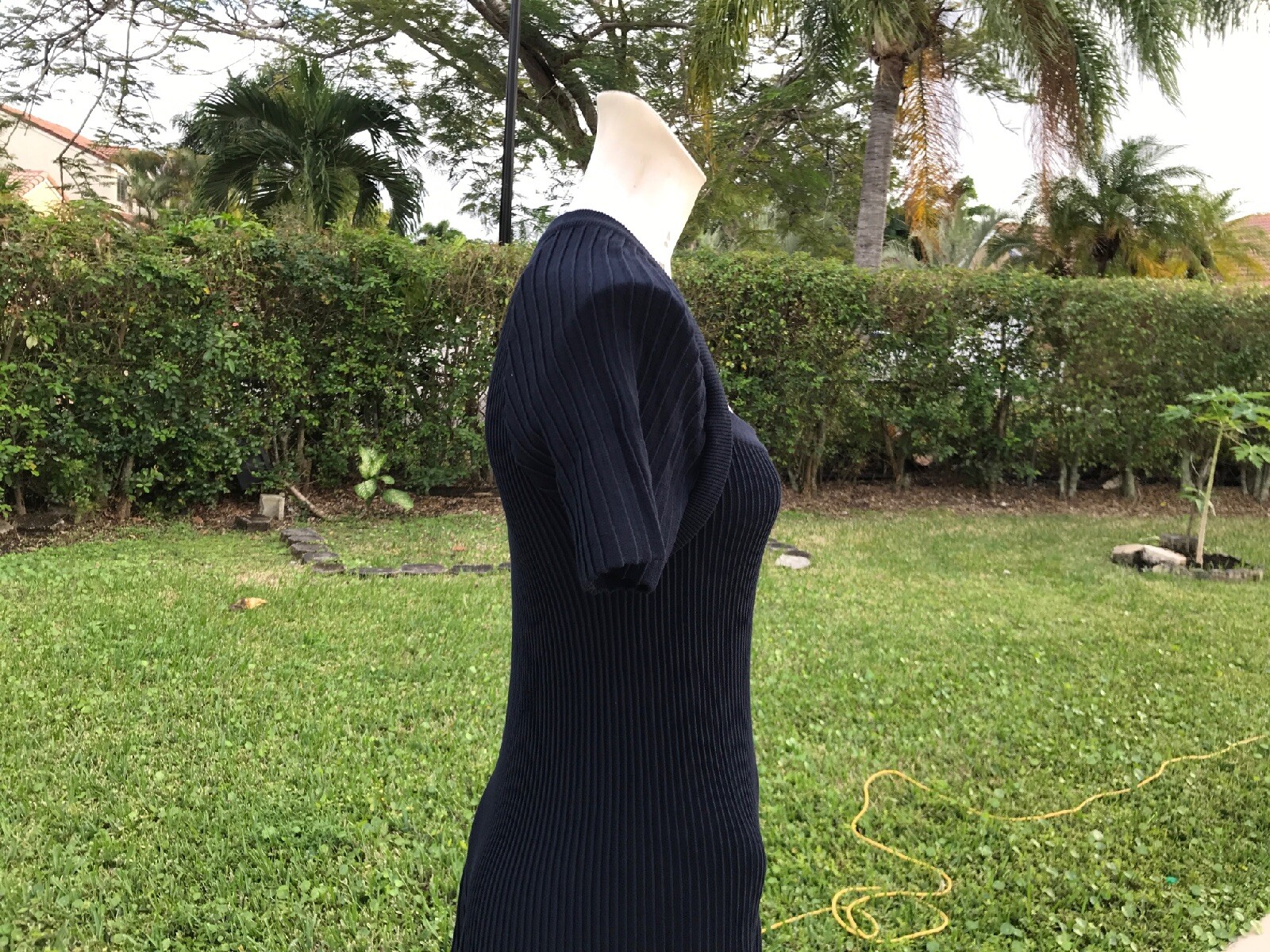 ESCADA NAVY BLUE SHORT SLEEVE KNIT FLARE BOTTOM DRESS GR Sz 38 MADE IN ITALY