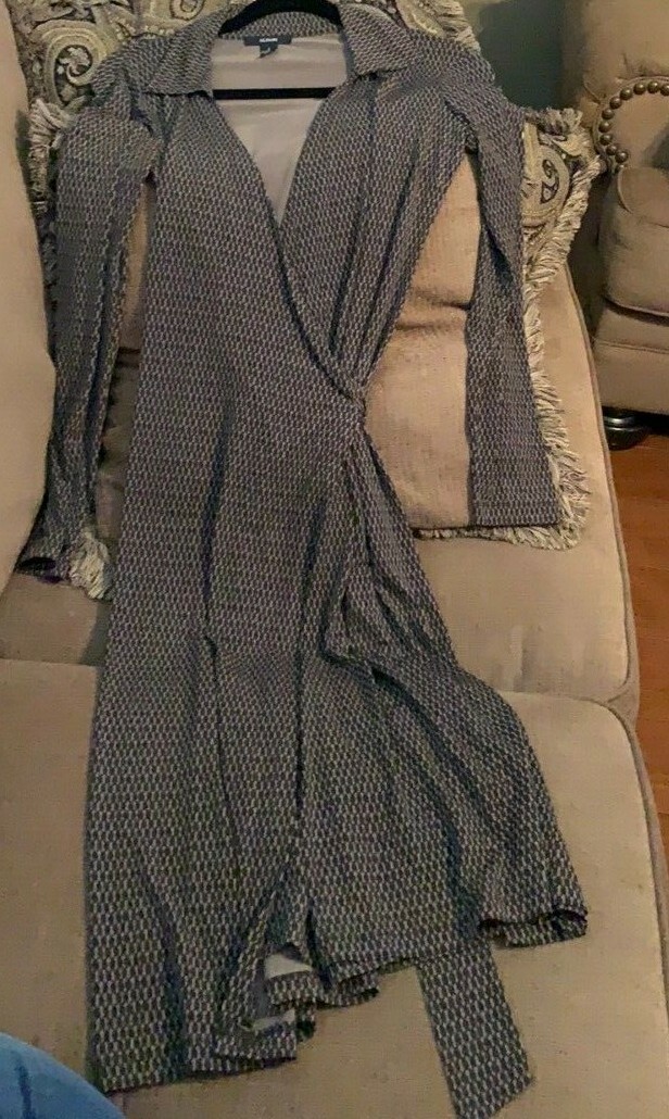 ALFANI brown cross over small Woman’s DRESS long sleeves Fit Forming V Neck