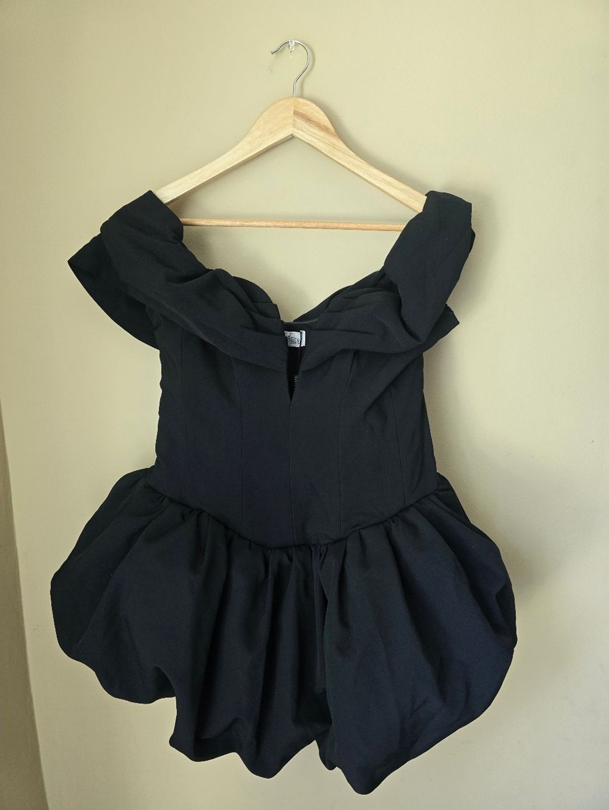 Jessamy Off-Shoulder Layered Bubble Hem Corset Mini Dress in sz 10