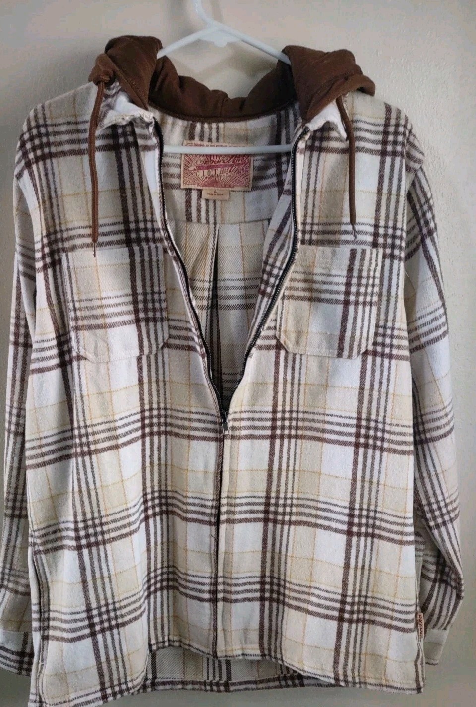 Trademark Brooklyn Sweter Size L Multicolor