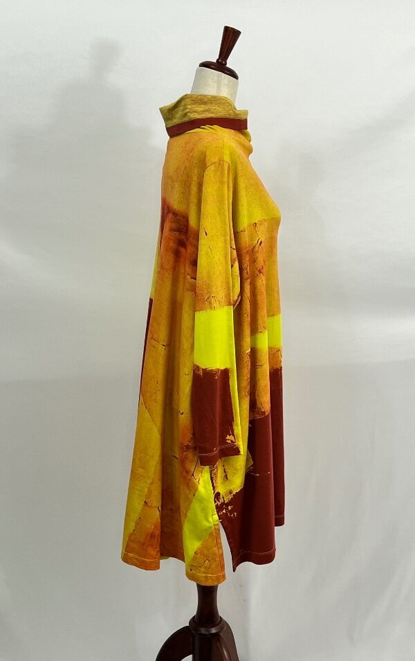 MOYURU Sz M Medium Yellow Orange Red Abstract Tunic High Neck Dress NWT