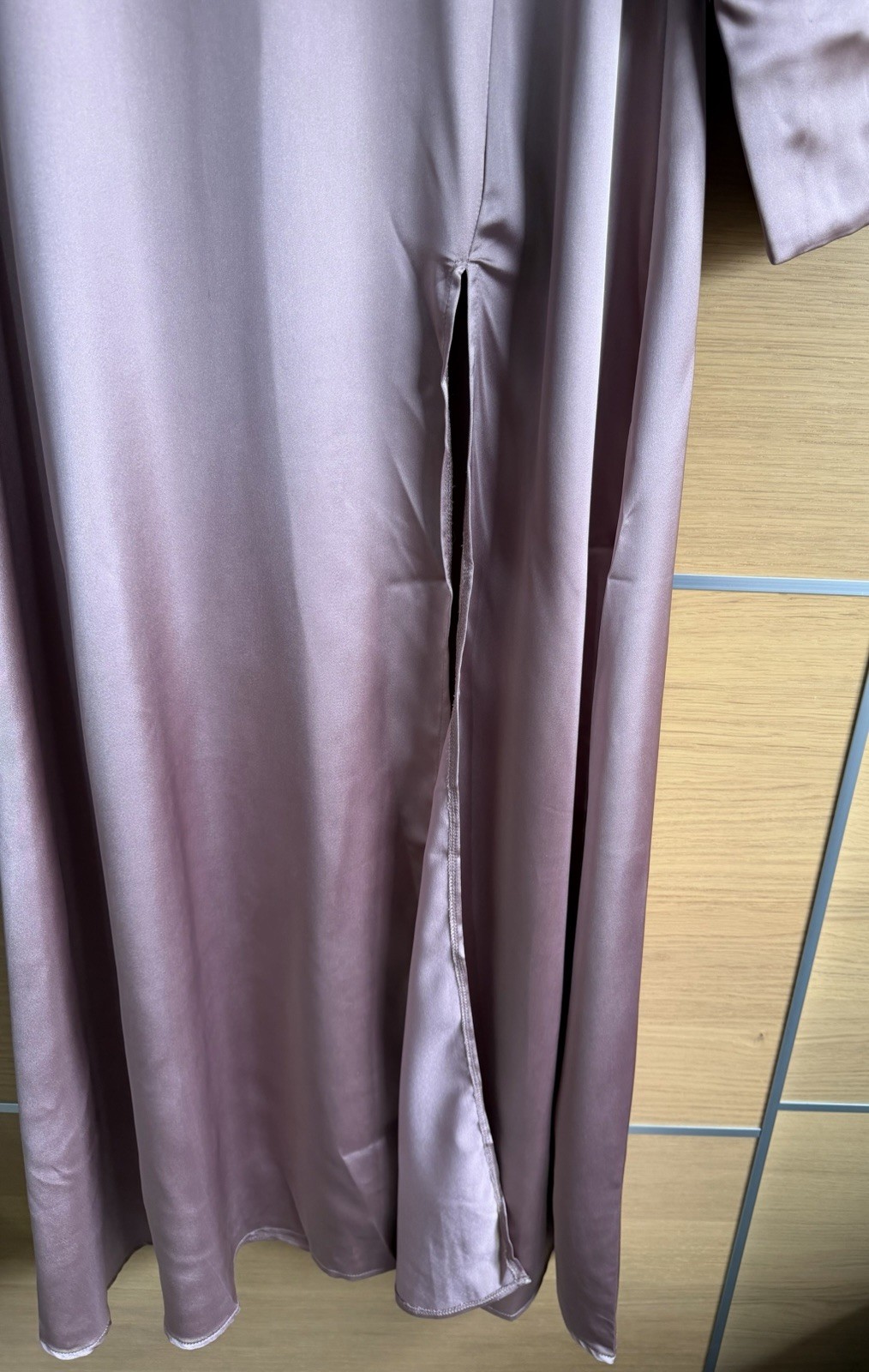 Blume Bridal size 10 Satin Plunge Maxi Dress Blush Pink Wedding Guest Bridesmaid