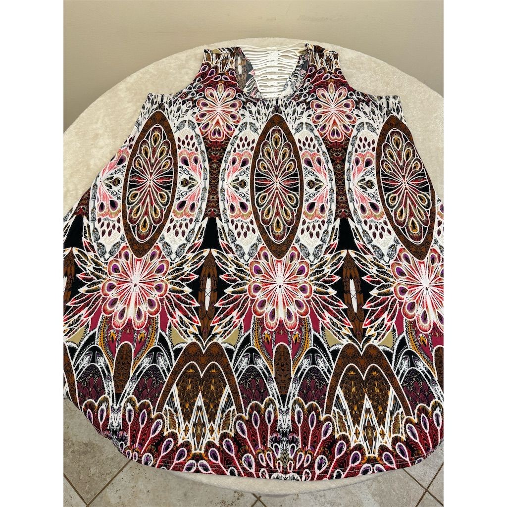 Shortline Women’s 3XL Bohemian Mandala Print Sleeveless Shift Dress
