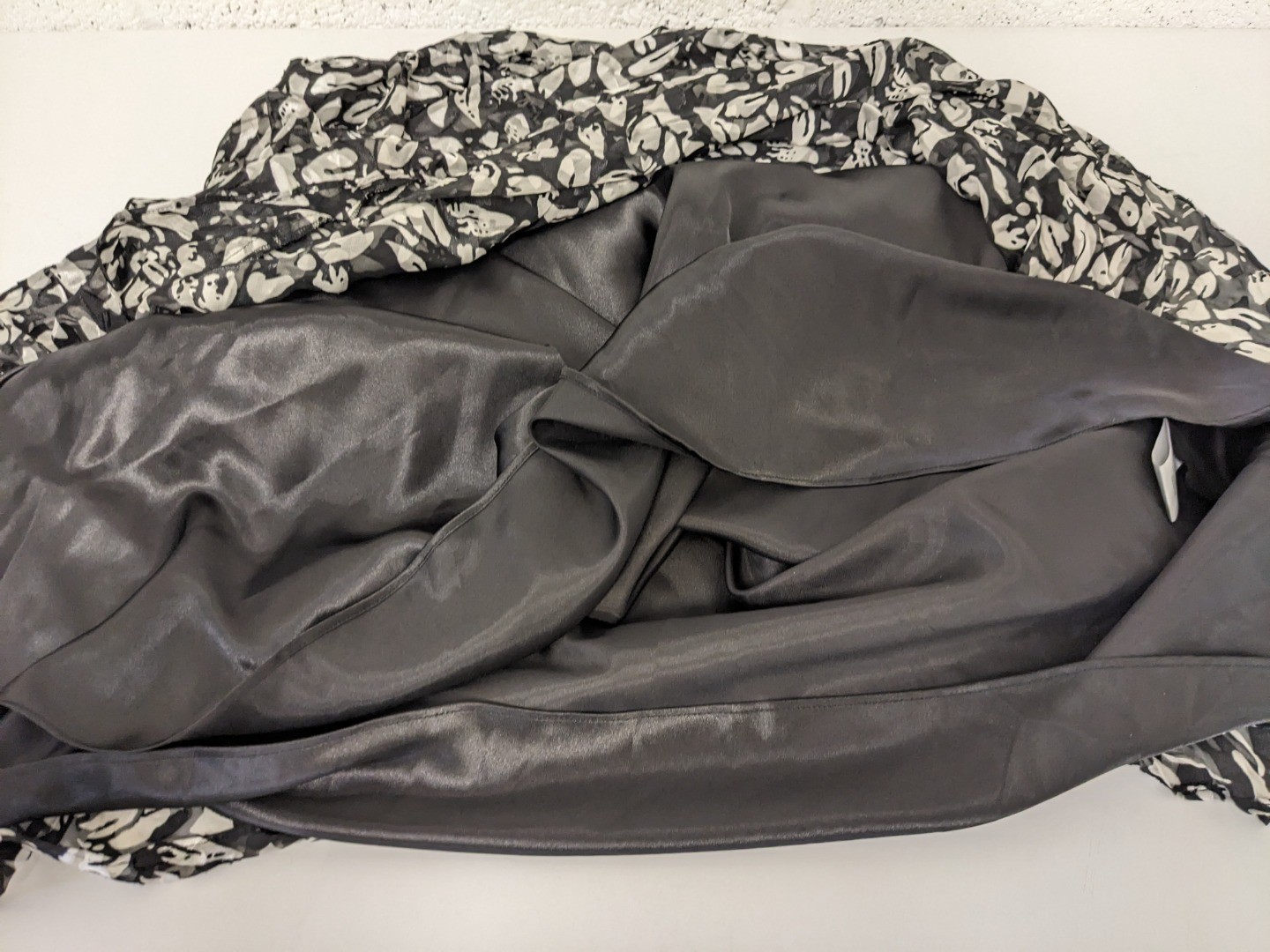 Jacques Vert Patterned Frill Dress Silk Blend Black White UK 22 – New