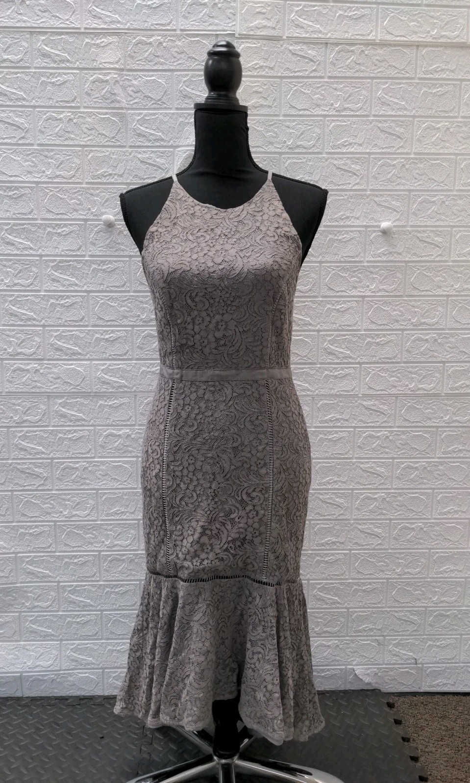 New TJD The Jet Set Diaries Constance Mermaid Midi Dress Grey Lace Halter Sz M