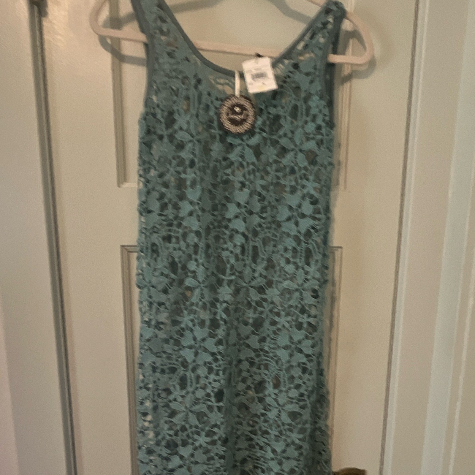 Hazel Blue Floral Lace Sheer Shift Dress M Knee Length Scoop Neck Sleeveless