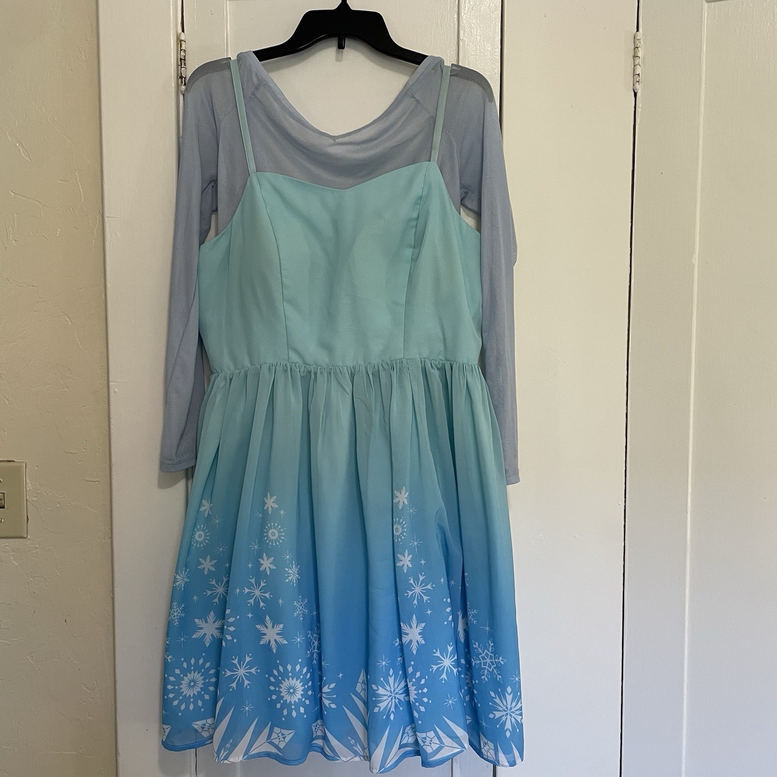 Hot Topic Disney Frozen Elsa Dress Blue Size Large