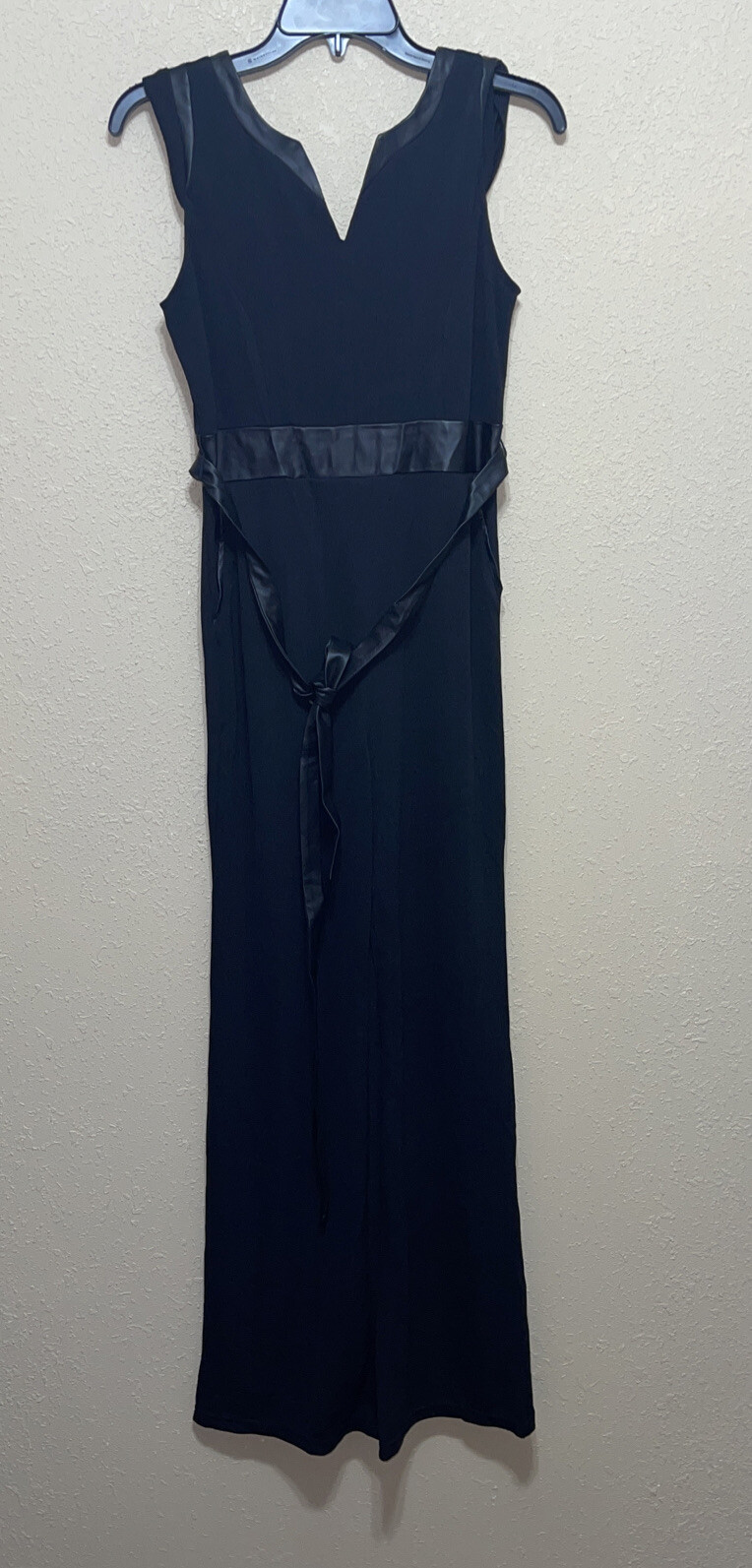 BEZOOE BLACK MAXI JUMPSUIT SZ M NEW