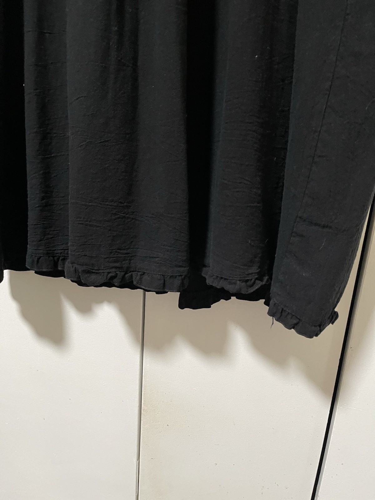 Black Dress with Ruffle Trim Size 3X and POCKETS and Feels Like Linen