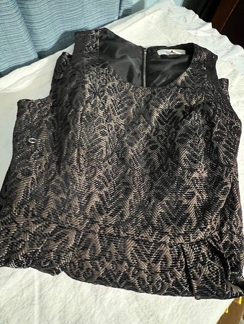 Blue Ivy by KC Size M Brocade Sheath Dress Brown Black Gold Thread Sleeveless