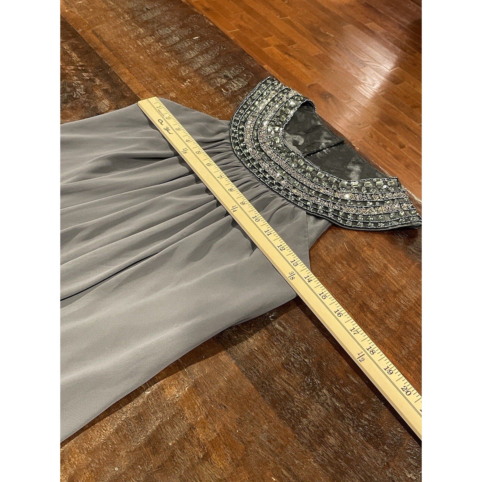 JS Boutique Chiffon Dress Womens Size 2 Gray Beaded Sequin Party Formal Prom